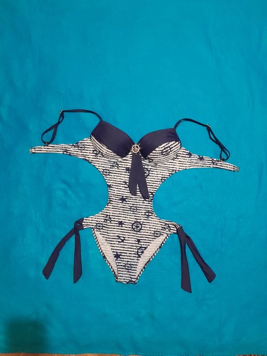 Купальник 500 тг.