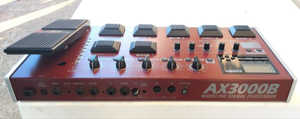 Korg AX3000B procesor