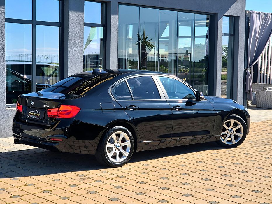 Bmw Seria 3 // An 2018 luna 09 //
360 Camera // Head-Up Display // 
Pret:11.999 Euro