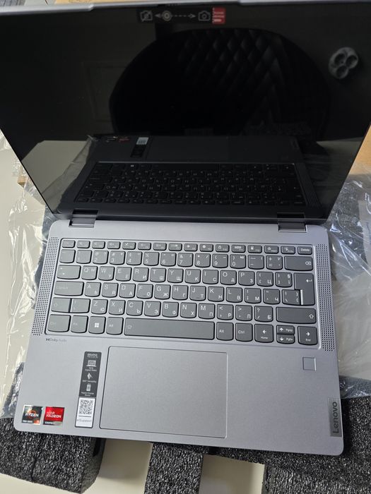 Lenovo IdeaPad Flex 5 14ABR8