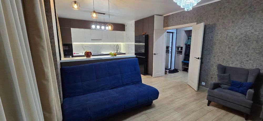 3 комнатная квартира 82кв.м в кжби с ремонтом 41,500