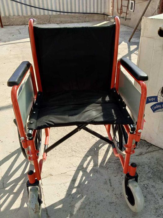 Инвалидная коляска