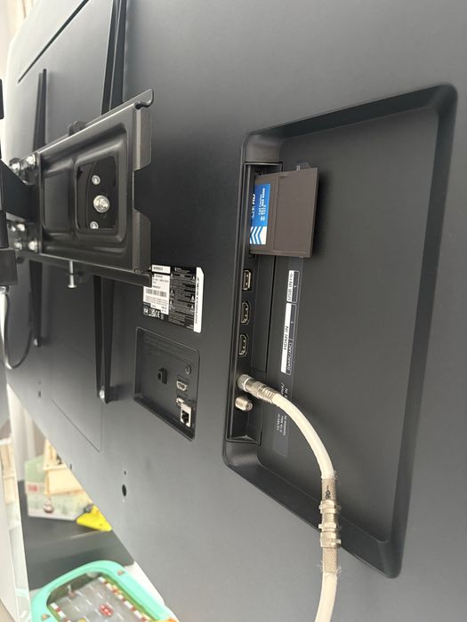 Vand Tv  UHD 4k LG diagonala 153 cm