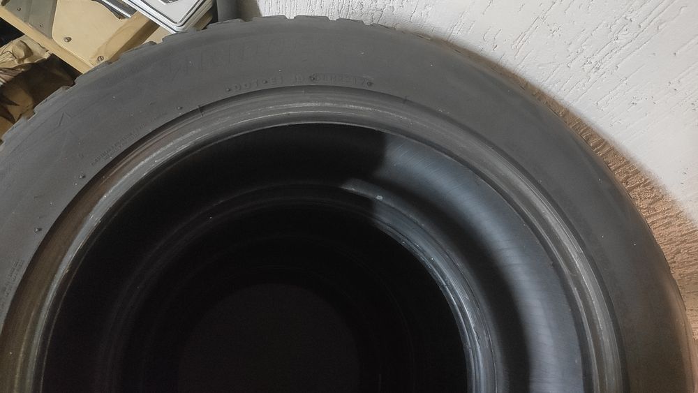 Резина Bridgestone 285 50 R20