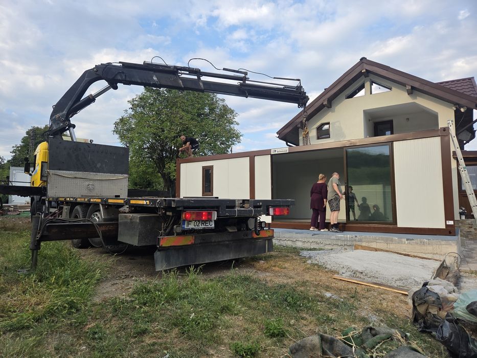 Macara pentru transport containere si utilaje