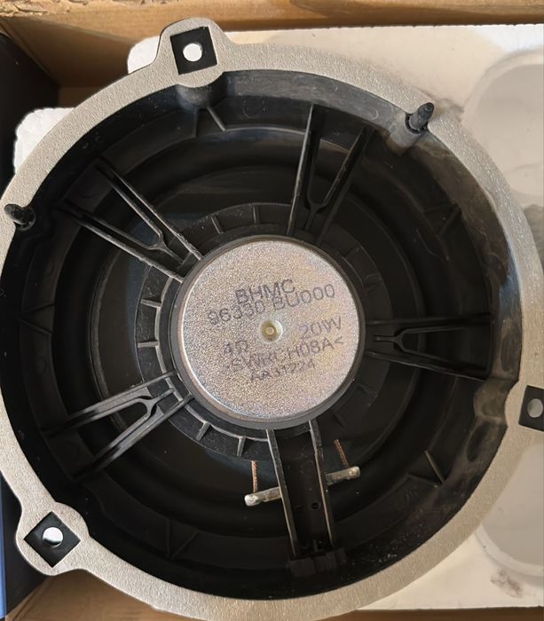 колонка для машины