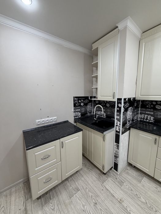 Продам кухню МДФ