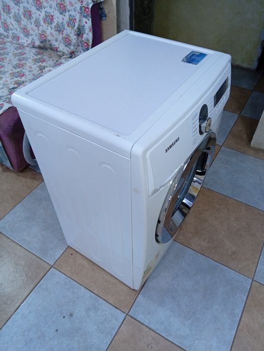 Продам стиральную машинку
