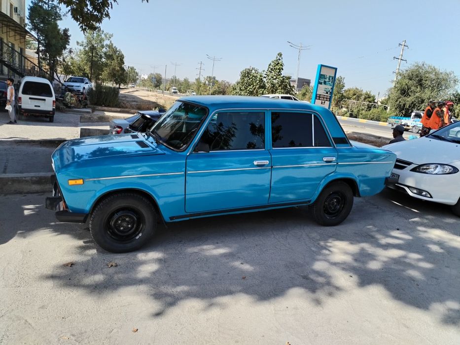 1985-йил машина сотилади