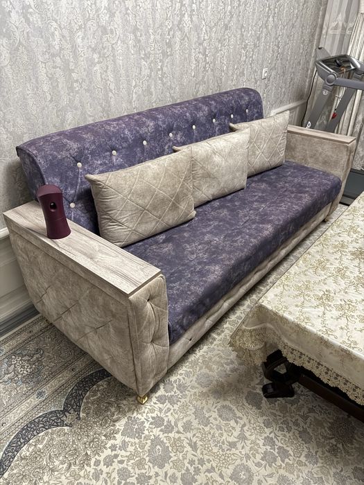 СРОЧНО! Продается диван и 2кресла в стиле неоклассика По выгодной цене