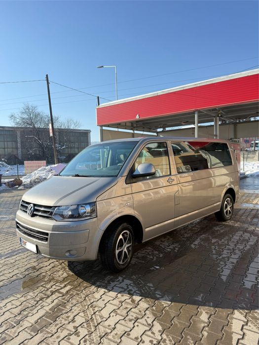 Volkswagen Caravelle 2.0 TDI – 102 CP – 2011 – 8+1 locuri – RO 2015