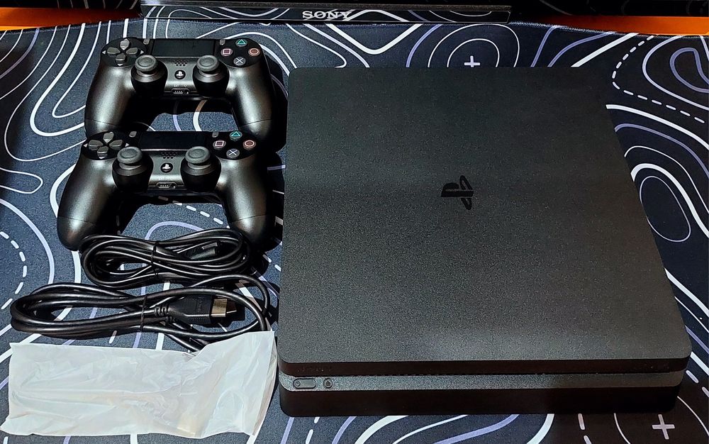 Ps4 slim 1tb Jet! + 2дж в оригинале +Диск Фифа25!