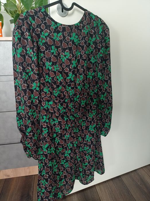 Флорална рокля Mango