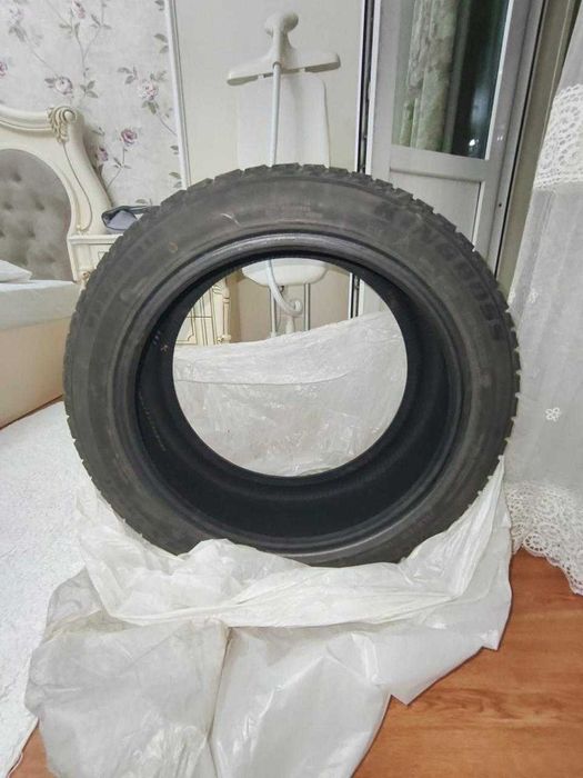 Зимние шины для машины Bridgestone