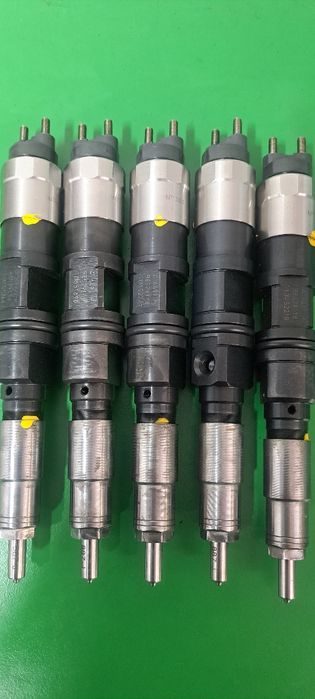 Injectoare JHON DEERE RE529118 RE529117