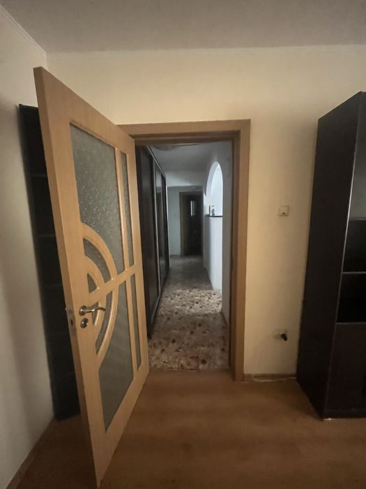 Apartament 2 cam decomandat zona Tic-Tac de inchiriat