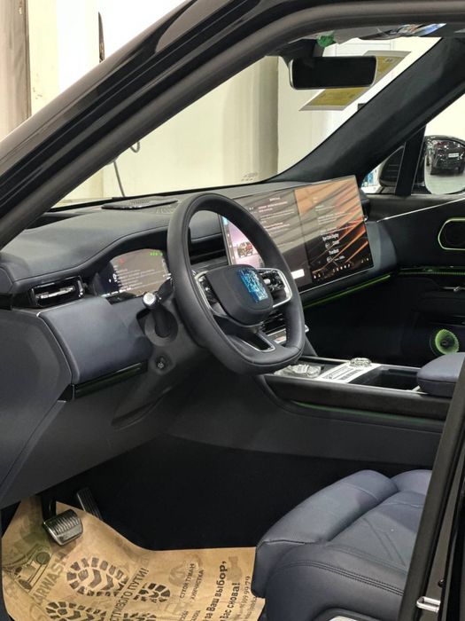 Bugun sotuvimizda zeekr 9x max