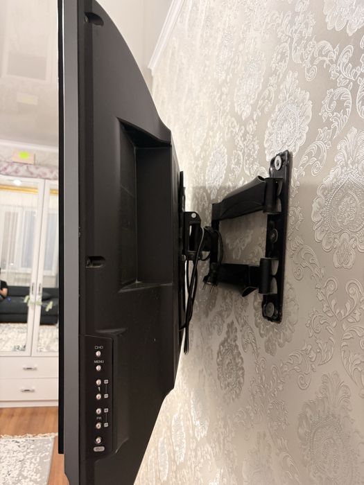 Продам телевизор