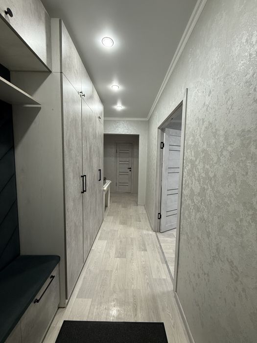 Продается 2-комнатная квартира