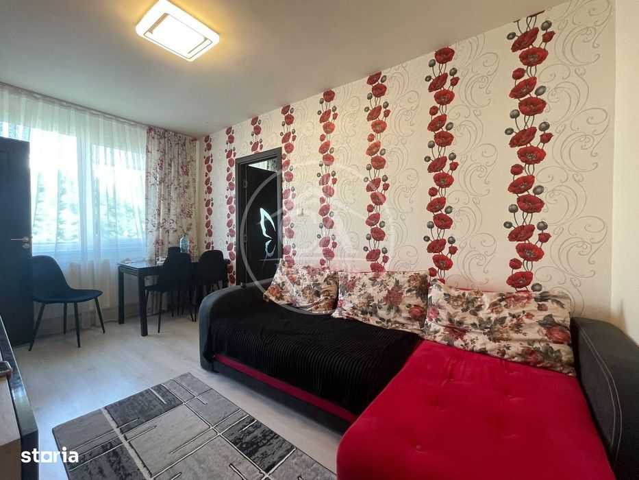 Apartament de vânzare cu 2 camere în zona Velența, Oradea — fotografia 2