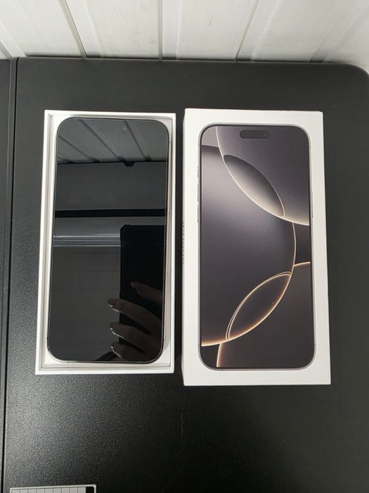 Iphone 16 Pro Max с гаранция