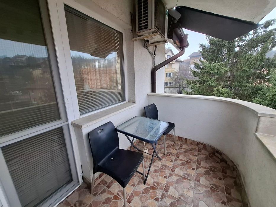 Тристаен апартамент в ж.к. Горна Баня.