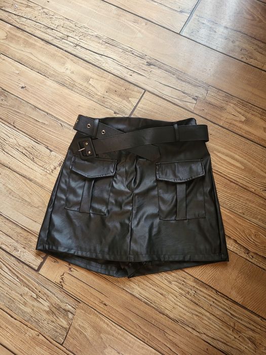 Кожена пола панталон S/M