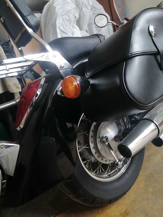Хонда Шадоу / Honda Shadow VT750 RC50 (Инжекцион / Кардан) 10.2011 – 17 200 км + оборудване