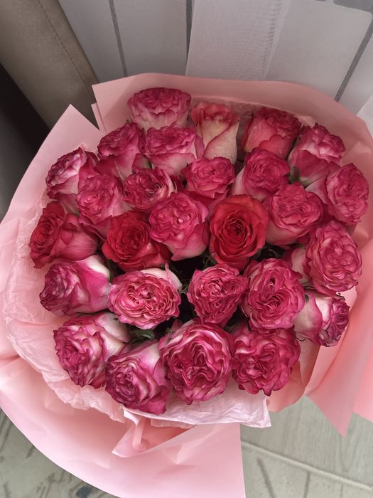 Продаю цветы розы сегодняшние