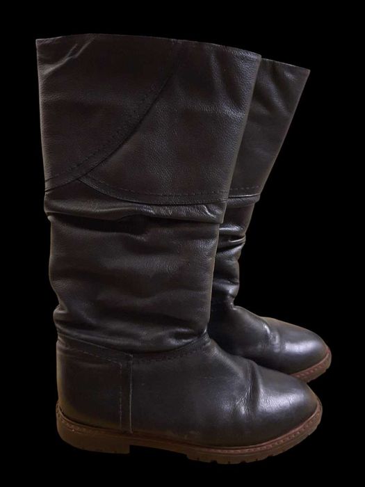 Високи ботуши от естествена кожа с мека подплата