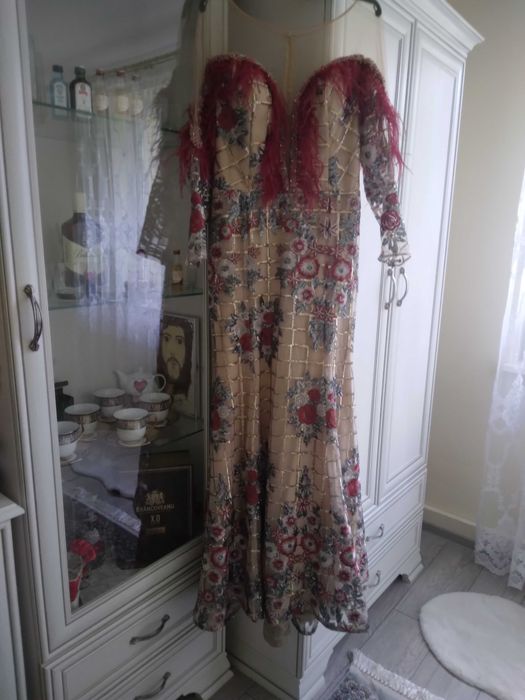 Rochie de seara pt pretentiosi