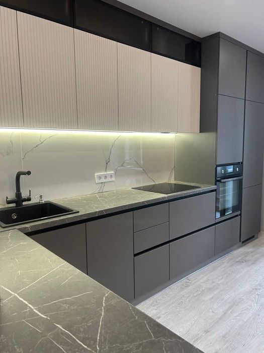 Кухонная мебель Кровать Шкаф