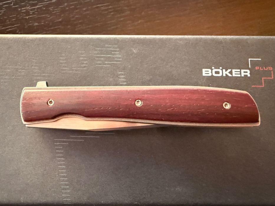 Cutit Boker Urban Trapper - nou in cutie