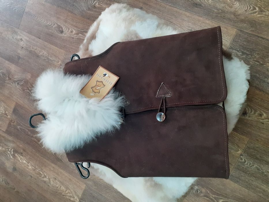 Елек от естествена кожа