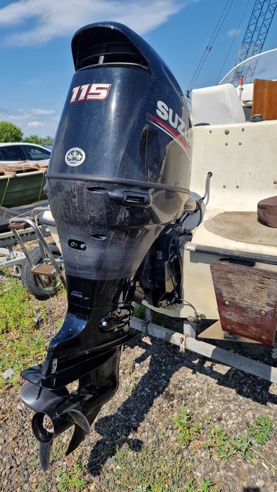 Vand barca cabinata Family 560 cu motor Suzuki 115CP nou si peridoc.