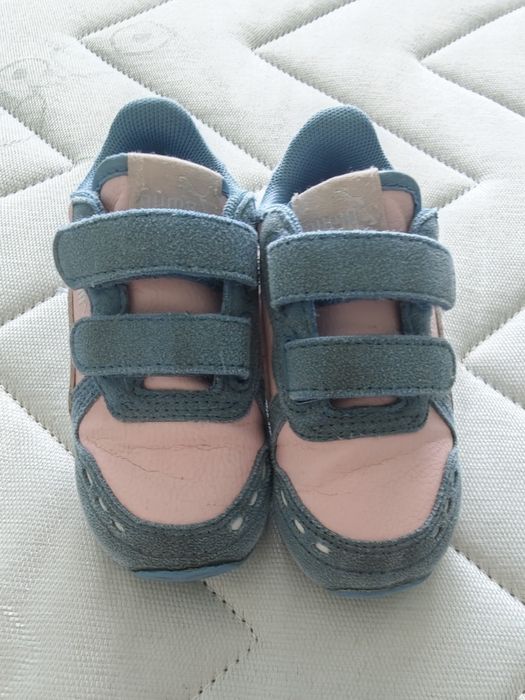 Маратонки за момиче