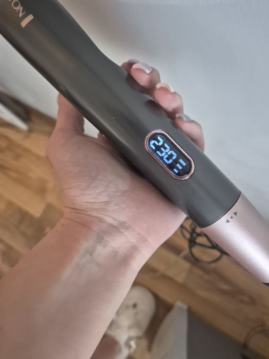 Преса за коса изправяне + нежни къдрици