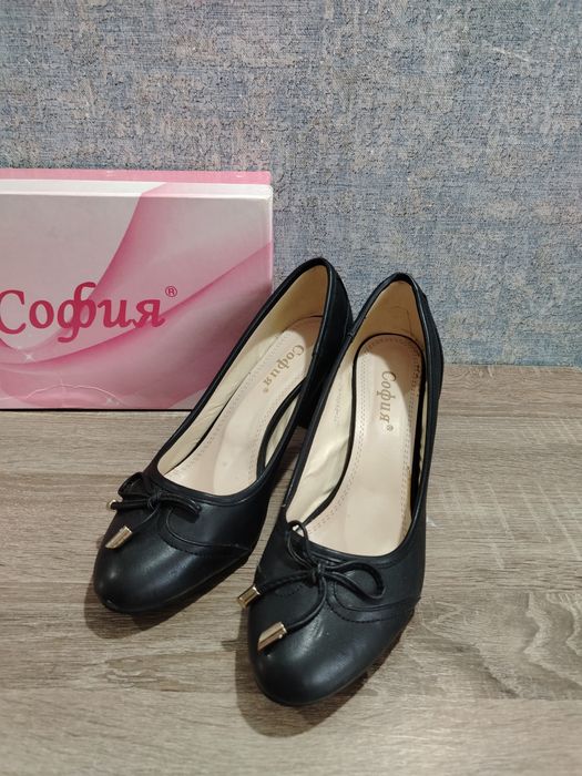 Женские туфли 43 размер