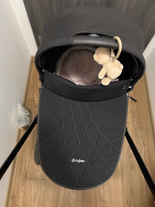 Cybex кош за новородено