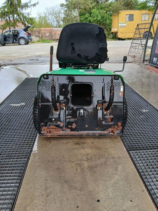 Vand tractoras de gazon Viking Cyclon