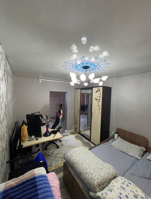 Жер уй сатылады.