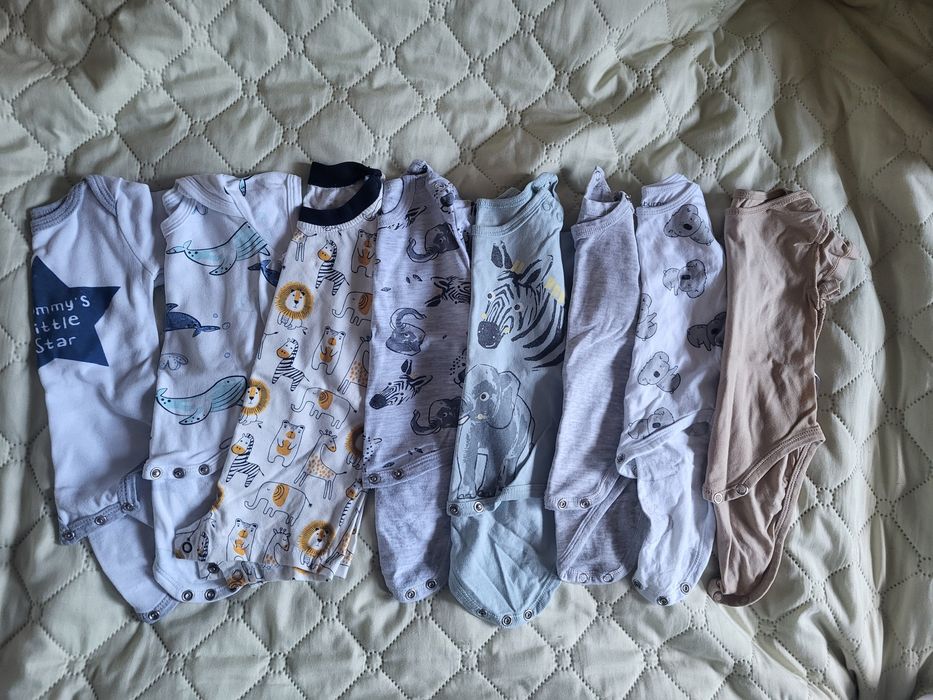 Лот бебешки дрешки за момченце 0-3м