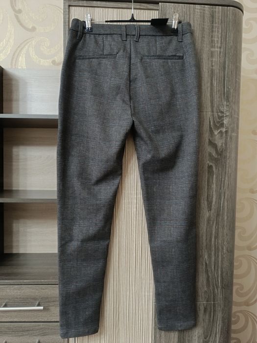 Новые брюки на девочку