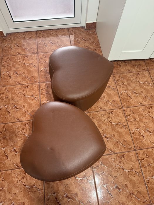 Set 2 tabureti piele