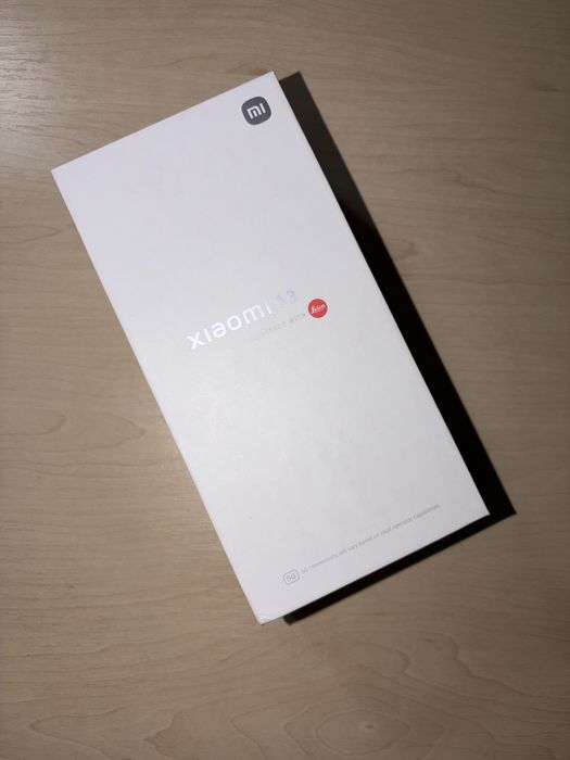 Продам смартфон xiaomi 13!