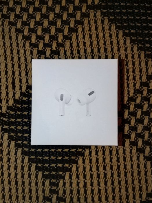 Наушники AirPods Pro