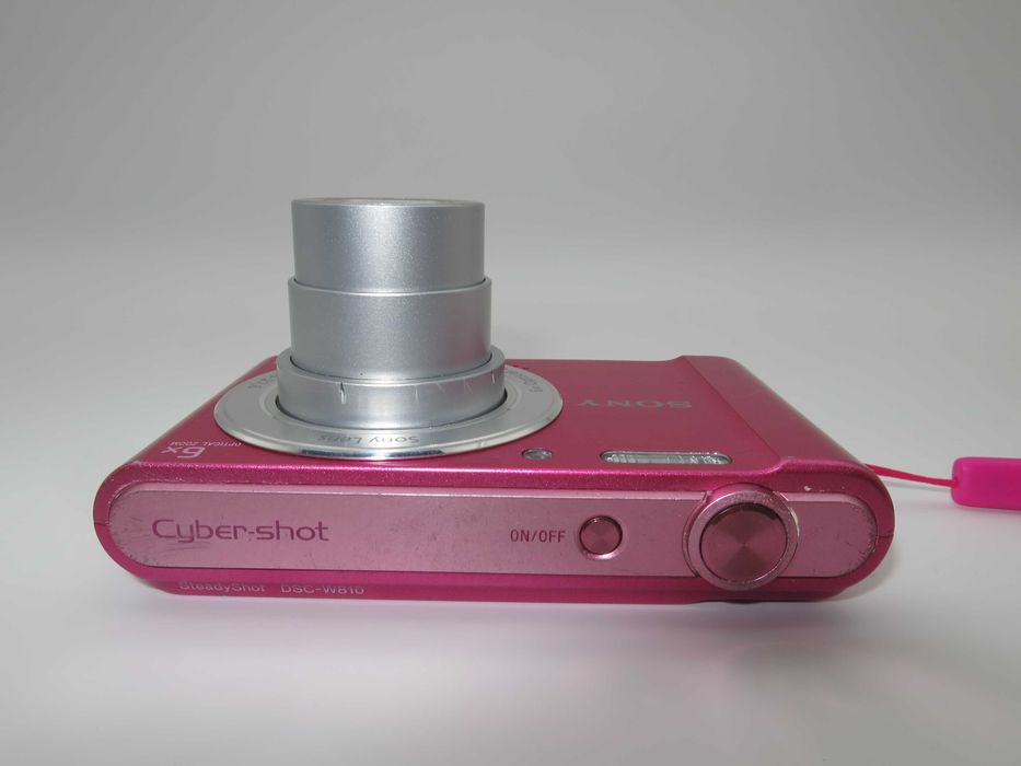 Sony Cyber-shot DSC-W810 ултра компактен цифрова фотоапарат, розова дигитална камера, 20 MP, 6x оптичен зум, отлично състояние