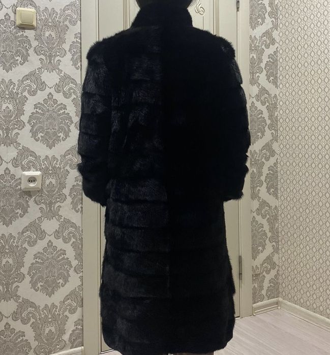 Продаю норковую шубу