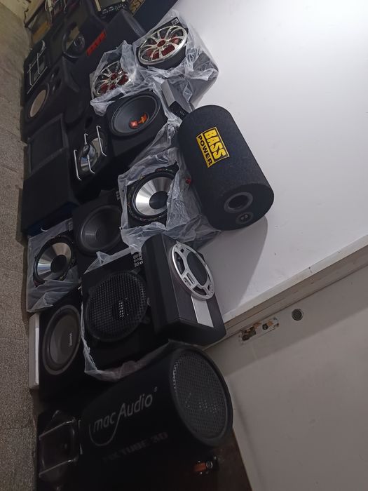 Statie amplificator audio auto bass masina subwoofer activ  pasiv kit