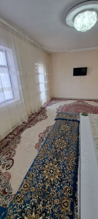 Hamma sharoyitga ega 3.5 sotixli hovli srochna sotiladi